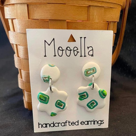 MooElla Jewelry - Green Retro Earrings